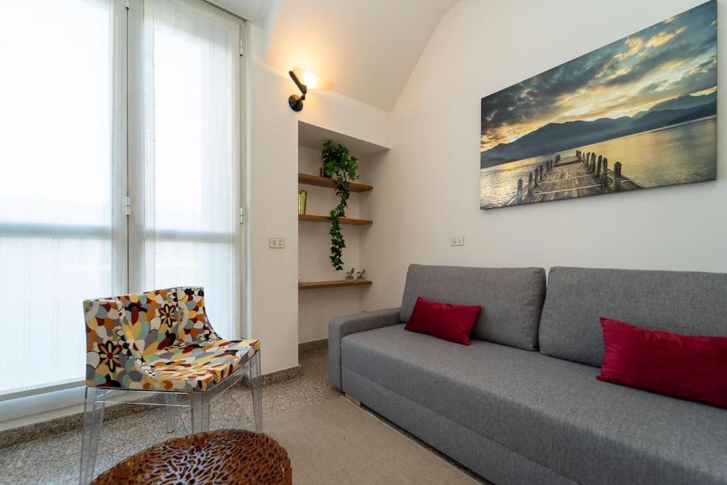 5 Giornate Apt Con Terrazzo E Garage Privato Milan Luaran gambar